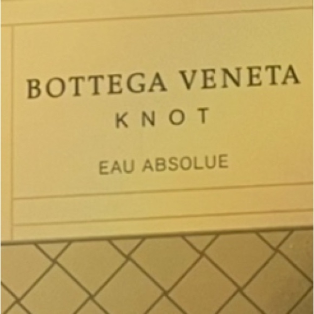 Bottega Veneta Knot Eau Absolue Fragrance 
Original sealed package of 12 - Picture 2 of 5